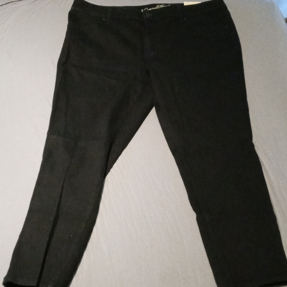 Universal Thread 16W Slim Straight Jeans NWT plus
